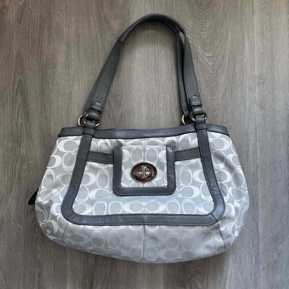 COACH F14934 Cricket Gray Signature Shoulder Bag Purse leather trim Turn Lock